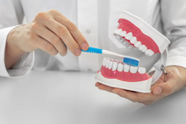 Causes of sensitive teeth explained by Esnan dentists