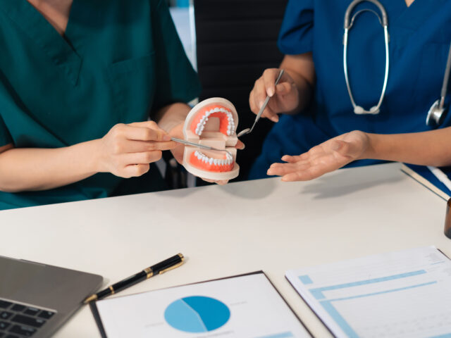 Managing Dental Anxiety: Strategies for a More Comfortable Dentist in Istanbul